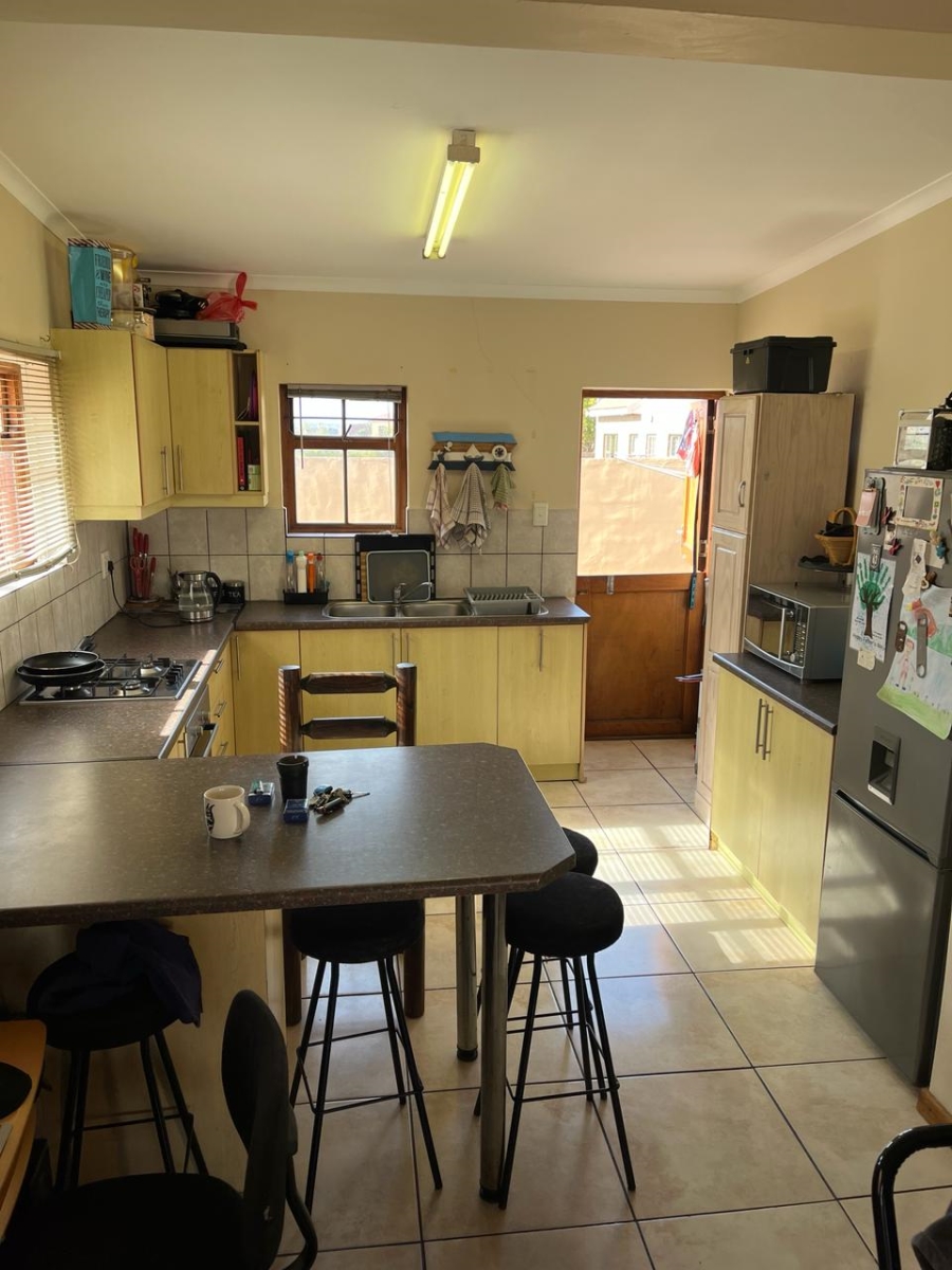 3 Bedroom Property for Sale in Bluewater Bay Western Cape